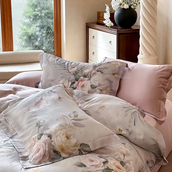 91家纺网 家纺一手货源 找家纺 2025新款60S奥地利兰精天丝数码印花宽边压线系列四件套 倾城-豆沙