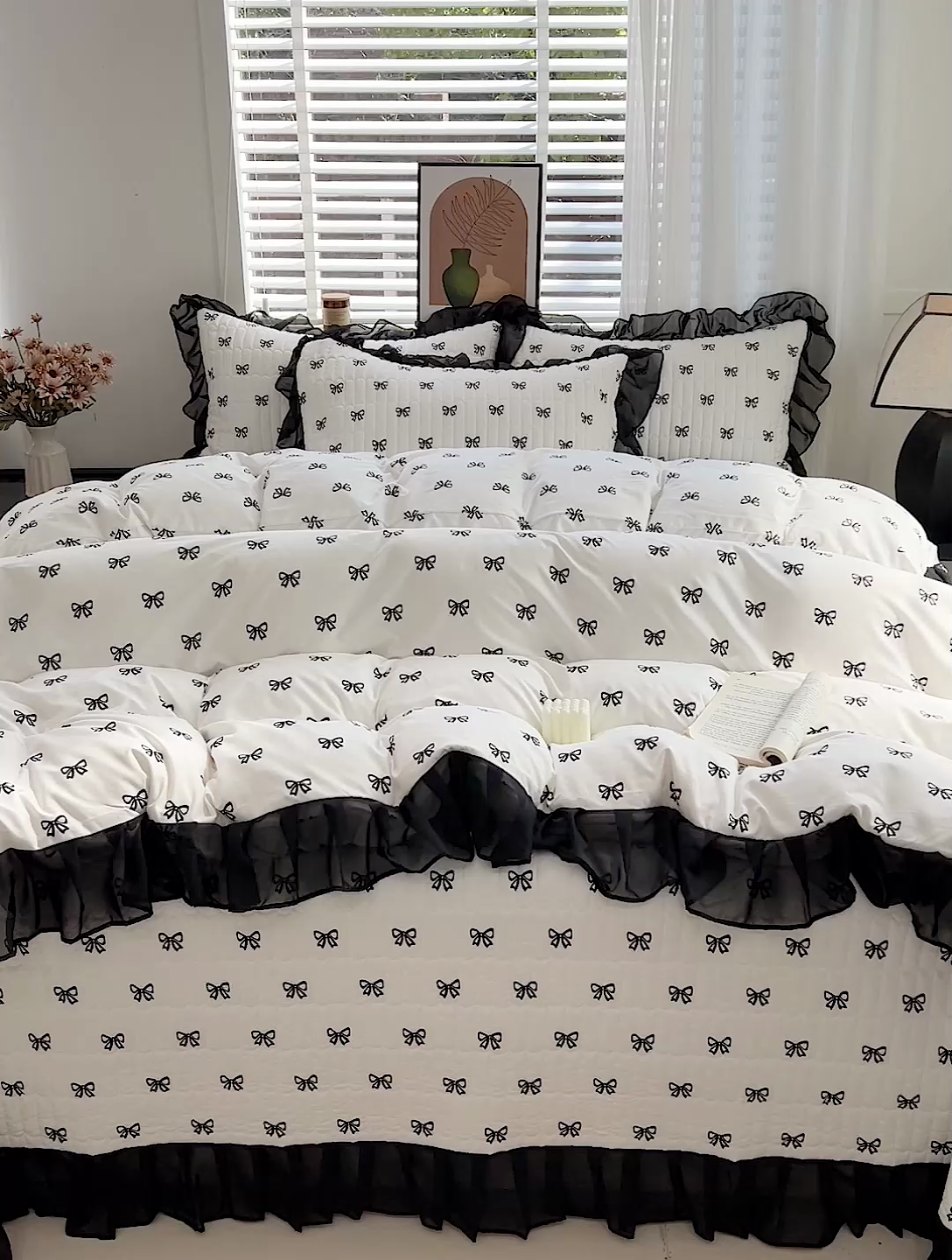 91家纺网 家纺一手货源 找家纺 艾橙家纺2025新款法式赫本风水洗棉印花雪纺花边四件套 黑色蝴蝶结