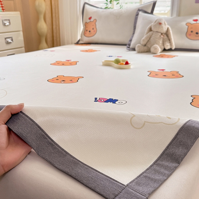 91家纺网 家纺一手货源 找家纺 518家纺 2025新款亲肤舒适A类碳光冰丝抗菌凉席【提供买家秀】席子【提供买家秀】-床笠款 维尼熊