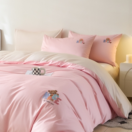 91家纺网 家纺一手货源 找家纺 （总）拼社家纺 2025新款全棉长绒棉四件套纯棉四件套小熊刺绣床上用品【提供买家秀】