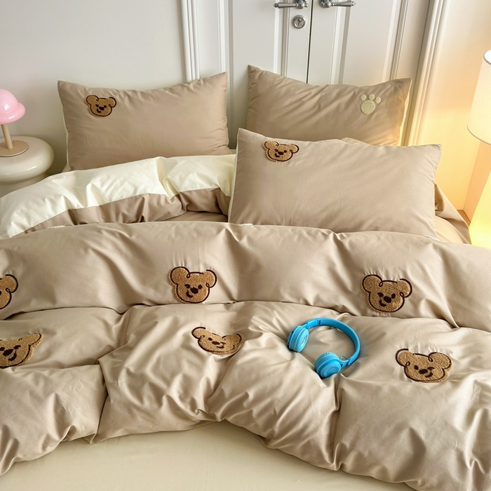 91家纺网 家纺一手货源 找家纺 锦觅2025新款奶油小清新毛巾绣全棉纯棉四件套（专版花型必须控价） 萌趣小熊