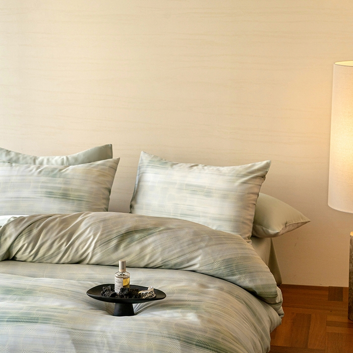 91家纺网 家纺一手货源 找家纺 咏绒家纺工厂店 2025新款60S奥地利兰精天丝数码印花暗合简约款系列四件套 卡西纳-绿