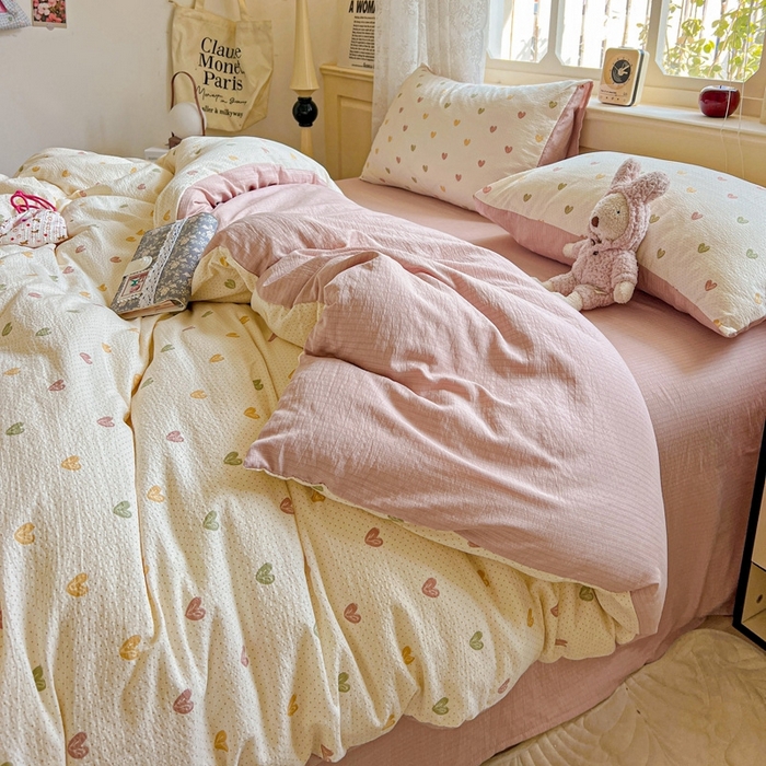 91家纺网 家纺一手货源 找家纺 一比一 2025新款云感皱皱双层纱四件套 小桃运