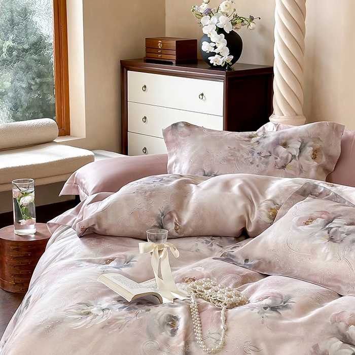 91家纺网 家纺一手货源 找家纺 2025新款60S奥地利兰精天丝数码印花宽边压线系列四件套 奥菲娜-粉