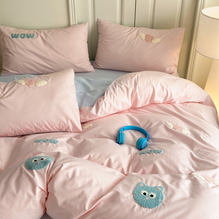 91家纺网 家纺一手货源 找家纺 锦觅2025新款奶油小清新毛巾绣全棉纯棉四件套（专版花型必须控价） 甜心小猫