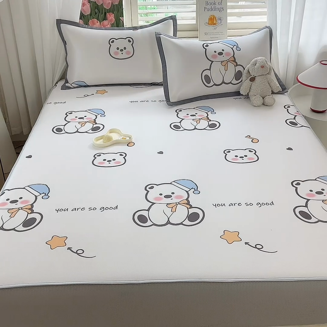 91家纺网 家纺一手货源 找家纺 518家纺 2025新款亲肤舒适A类碳光冰丝抗菌凉席【提供买家秀】席子【提供买家秀】-平铺款 嘟嘟熊