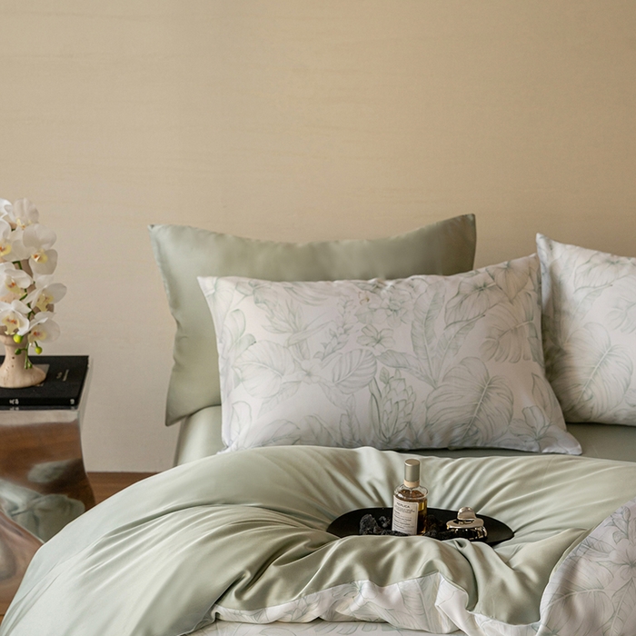 91家纺网 家纺一手货源 找家纺 咏绒家纺工厂店 2025新款60S奥地利兰精天丝数码印花暗合简约款系列四件套 叶影-绿