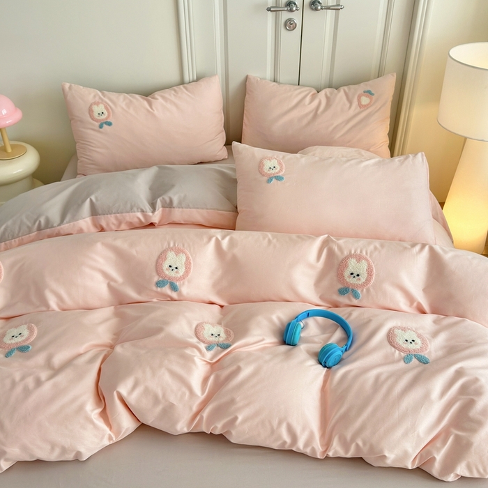 91家纺网 家纺一手货源 找家纺 锦觅2025新款奶油小清新毛巾绣全棉纯棉四件套（专版花型必须控价） 草莓兔兔