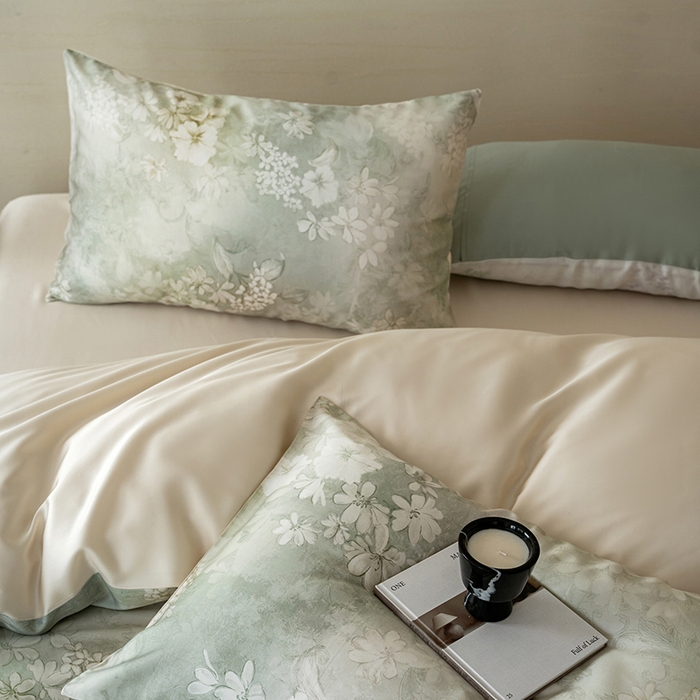 91家纺网 家纺一手货源 找家纺 咏绒家纺工厂店 2025新款60S奥地利兰精天丝数码印花暗合简约款系列四件套 知槿-绿