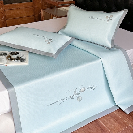 （总）格真 2025新款A类中分子PE瞬间凉感刺绣冰藤席高端复合三明治加密软凉席可折叠空调席藤席