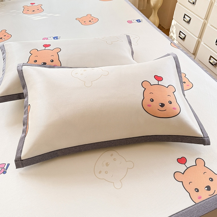 91家纺网 家纺一手货源 找家纺 518家纺 2025新款亲肤舒适A类碳光冰丝抗菌凉席【提供买家秀】席子【提供买家秀】-床笠款 维尼熊