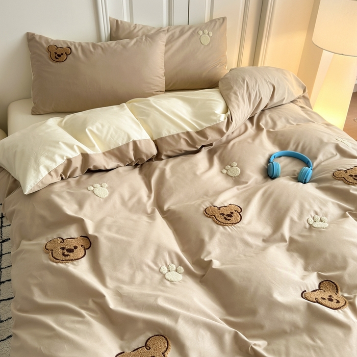 91家纺网 家纺一手货源 找家纺 锦觅2025新款奶油小清新毛巾绣全棉纯棉四件套（专版花型必须控价） 萌趣小熊