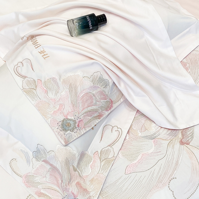 91家纺网 家纺一手货源 找家纺 星蕴家纺 2025新款100支澳棉正宗长绒棉四件套-绽放 绽放 白拼玉