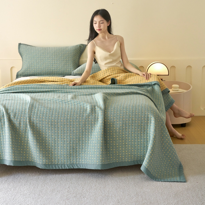 91家纺网 家纺一手货源 找家纺 棠薇家纺  2025新款北欧风盖毯毛巾被 星空绿