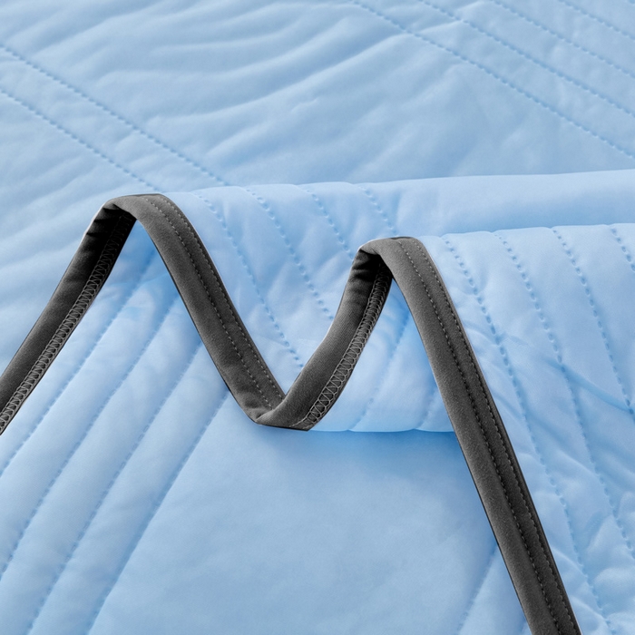 91家纺网 家纺一手货源 找家纺 丝薇雅 2025新款凉感丝夏被冰淇淋夏凉被 黑边-条纹天蓝