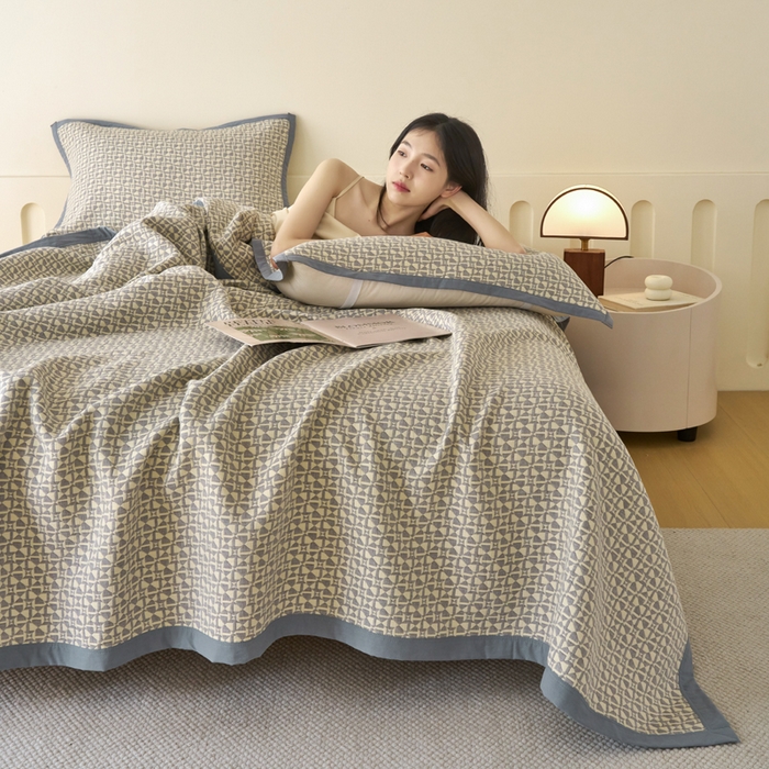 91家纺网 家纺一手货源 找家纺 棠薇家纺  2025新款北欧风盖毯毛巾被 罗马故事