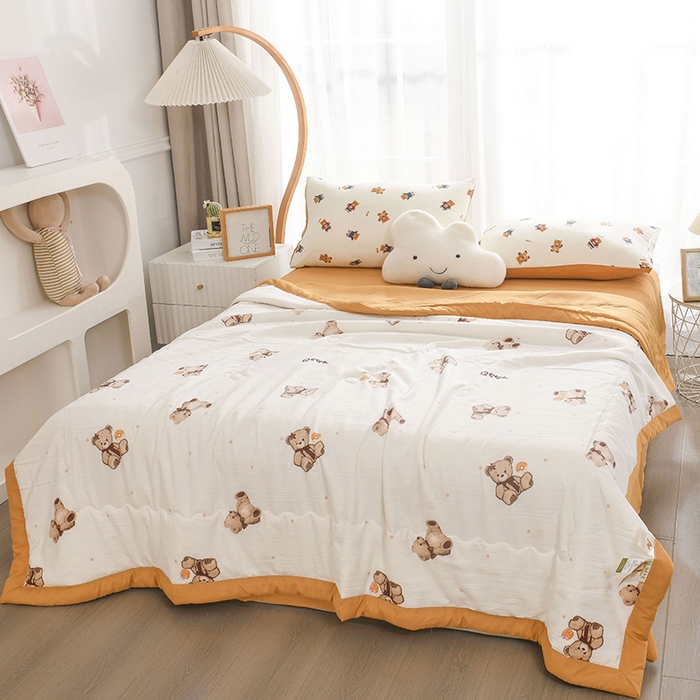 91家纺网 家纺一手货源 找家纺 红日子纺织品 2025新款棉麻夏被四件套 蛋糕小熊