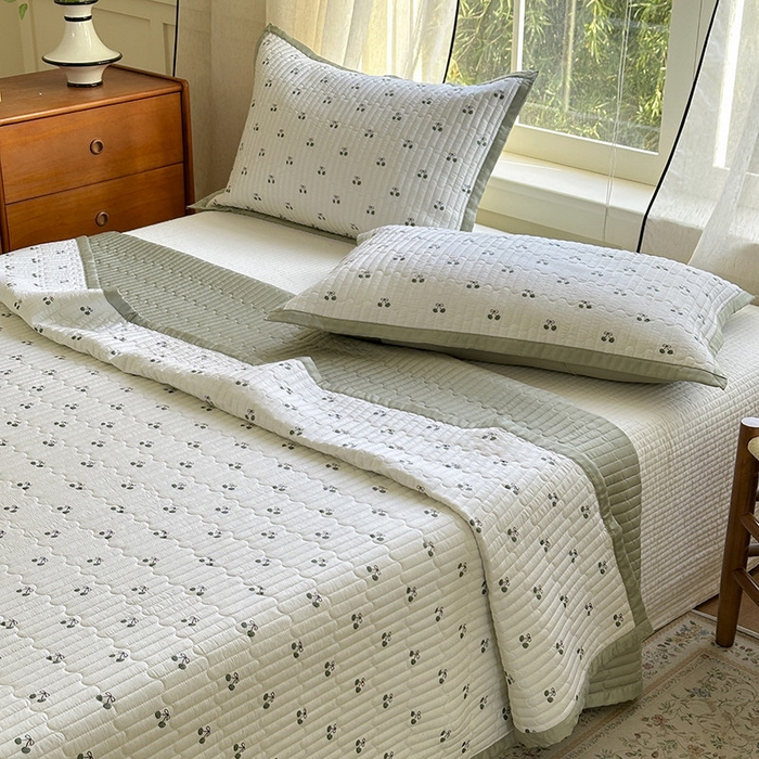 91家纺网 家纺一手货源 找家纺 美优兰 2025春夏新款双面天丝高温砂洗床盖 元气樱桃绿