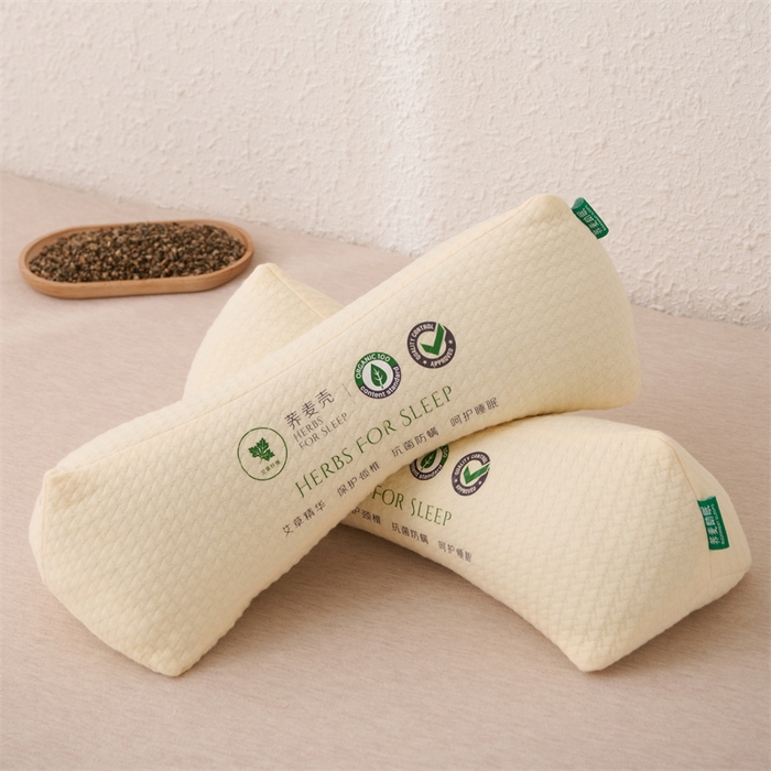 91家纺网 家纺一手货源 找家纺 芯洲 2025新款针织棉荞麦三角枕护颈保健工艺枕枕头枕芯 针织三角颈椎枕-白40*10cm/只（加艾草混合）