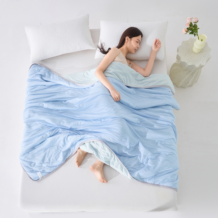 91家纺网 家纺一手货源 找家纺 丝薇雅 2025新款凉感丝夏被冰淇淋夏凉被 圆圈天蓝