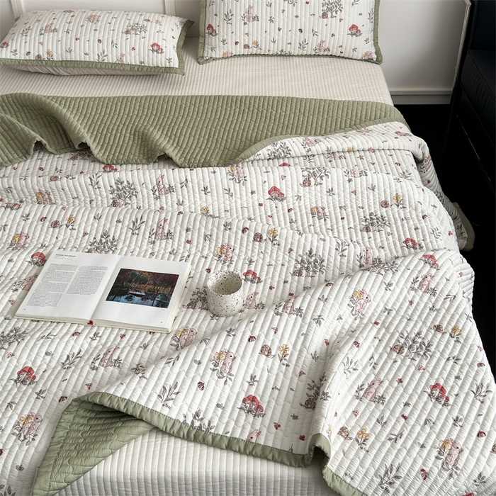 91家纺网 家纺一手货源 找家纺 美优兰 2025春夏新款双面天丝高温砂洗床盖 草坪派对