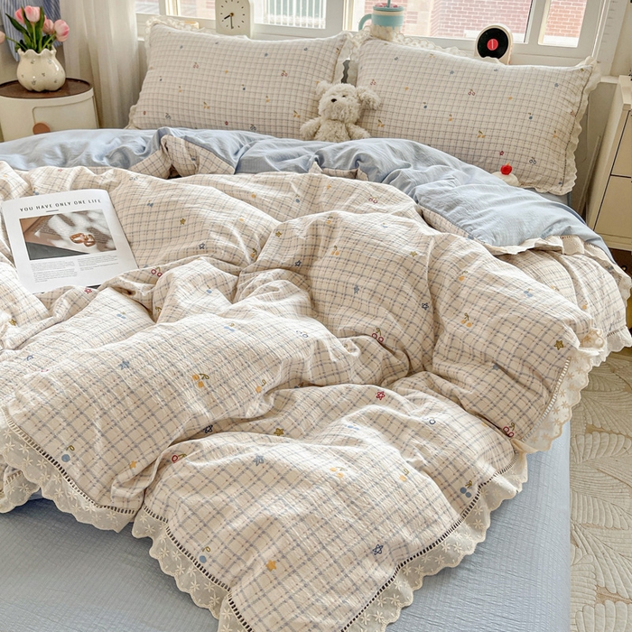 91家纺网 家纺一手货源 找家纺 仟网汇 2025新款云感皱皱双层纱全棉花边四件套 遇见