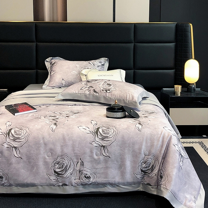 91家纺网 家纺一手货源 找家纺 若未家居 LOVEWE HOUSE 2025新款兰精天丝印花夏被及夏被四件套 叶罗丽玫瑰 灰（床单款+床盖款）