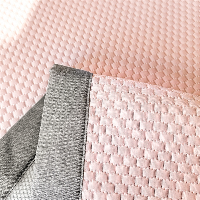 91家纺网 家纺一手货源 找家纺 启程家纺 2025春夏新款冰豆豆凉席刺绣款复合三明治三件套 小香风-粉