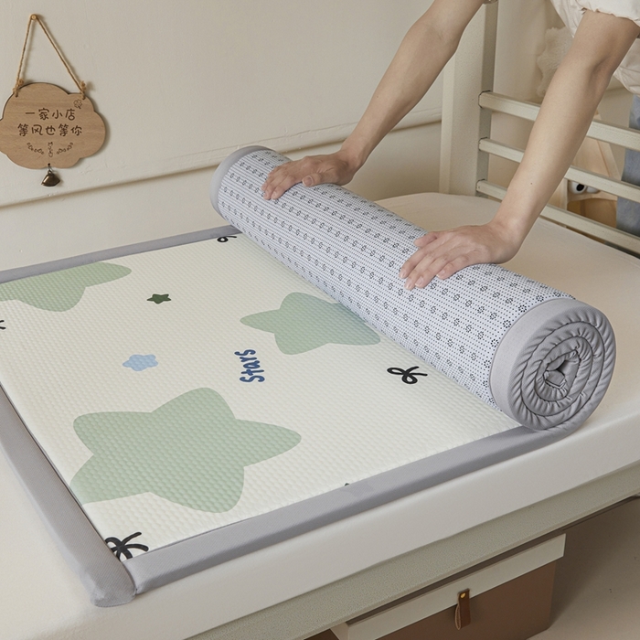 91家纺网 家纺一手货源 找家纺 （总）川悦生活 2025新款数码印花冰豆豆凉席床垫-学生床