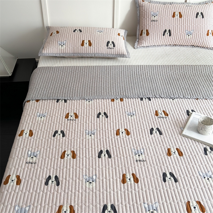 91家纺网 家纺一手货源 找家纺 美优兰 2025春夏新款双面天丝高温砂洗床盖 汪星人