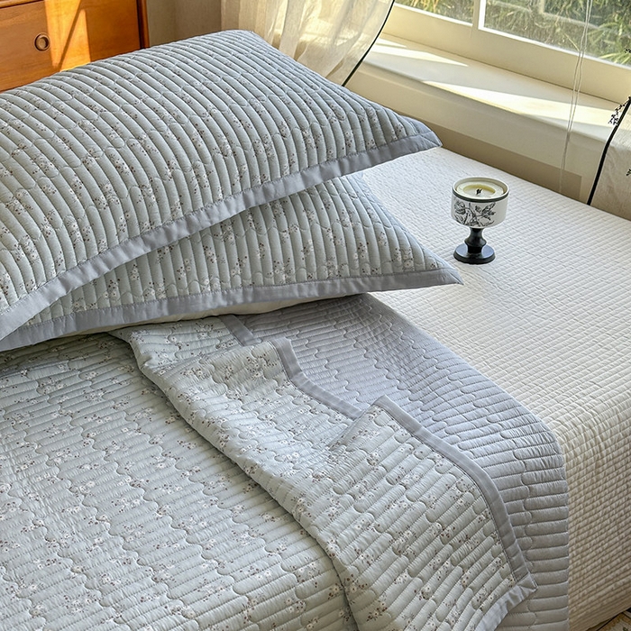 91家纺网 家纺一手货源 找家纺 美优兰 2025春夏新款双面天丝高温砂洗床盖 赫拉花园