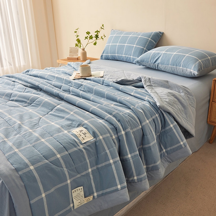91家纺网 家纺一手货源 找家纺 秋泽家纺 2025新款全棉色织水洗棉棉花夏被夏凉被空调被 海蓝大格