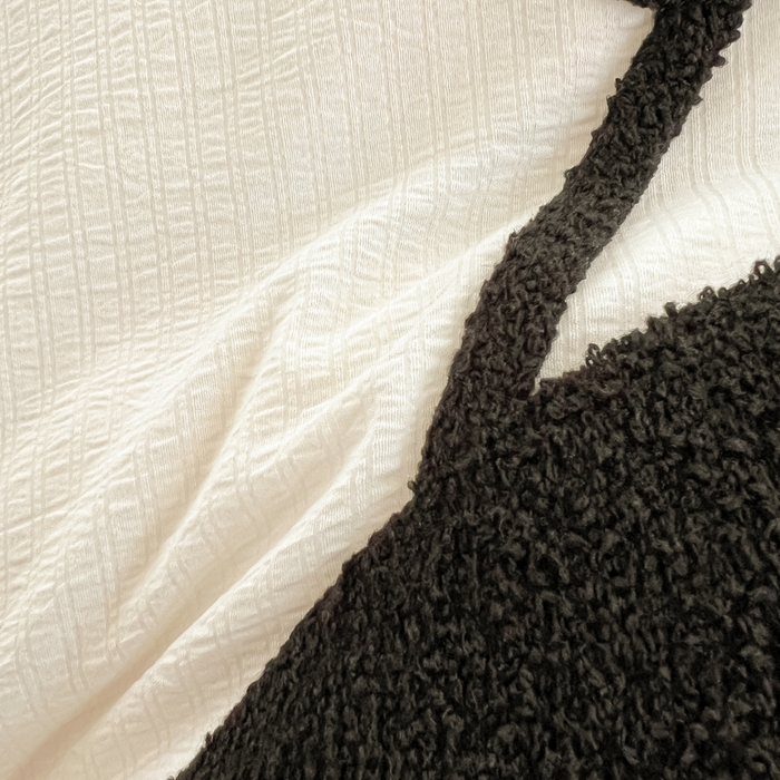 91家纺网 家纺一手货源 找家纺 多乐家纺 2025新款超柔加厚有氧提花针织小竺棉绣花四件套(提供买家秀） 大脸猫-白灰