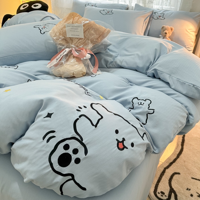 91家纺网 家纺一手货源 找家纺 多乐家纺 2025新款超柔加厚有氧提花针织小竺棉绣花四件套(提供买家秀） 小白-蓝蓝