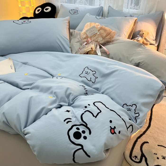 91家纺网 家纺一手货源 找家纺 多乐家纺 2025新款超柔加厚有氧提花针织小竺棉绣花四件套(提供买家秀） 小白-蓝灰