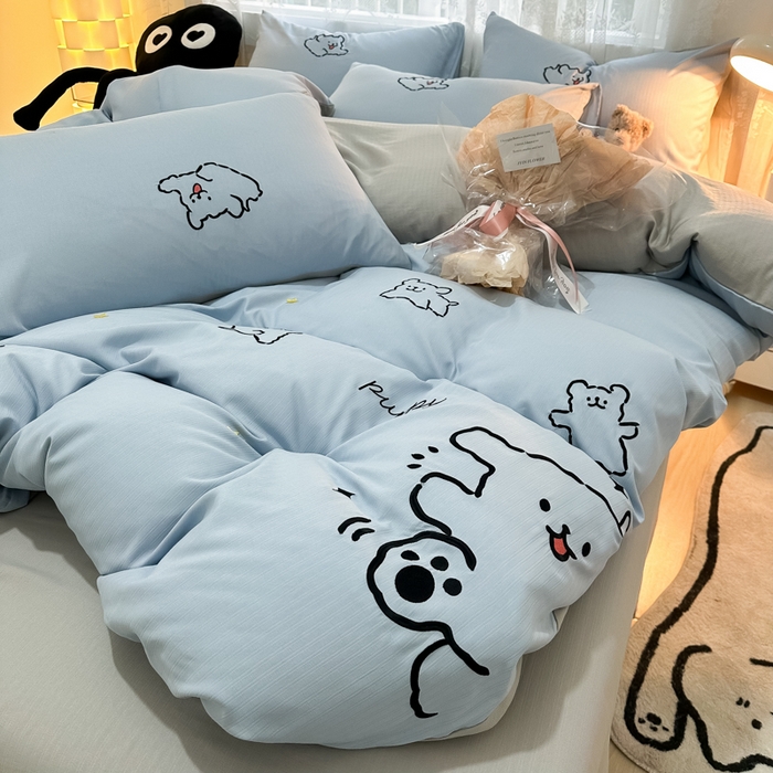 91家纺网 家纺一手货源 找家纺 多乐家纺 2025新款超柔加厚有氧提花针织小竺棉绣花四件套(提供买家秀） 小白-蓝灰