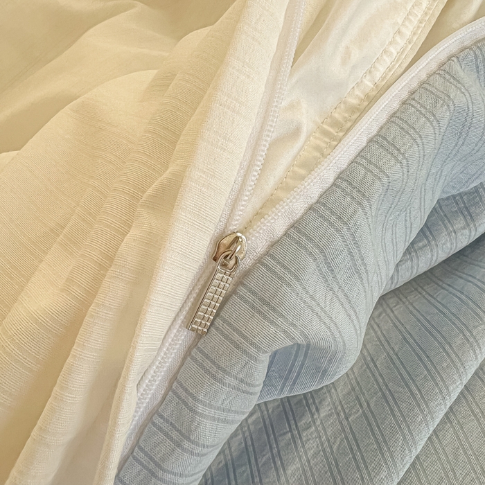 91家纺网 家纺一手货源 找家纺 多乐家纺 2025新款超柔加厚有氧提花针织小竺棉绣花四件套(提供买家秀） 兔兔-白蓝