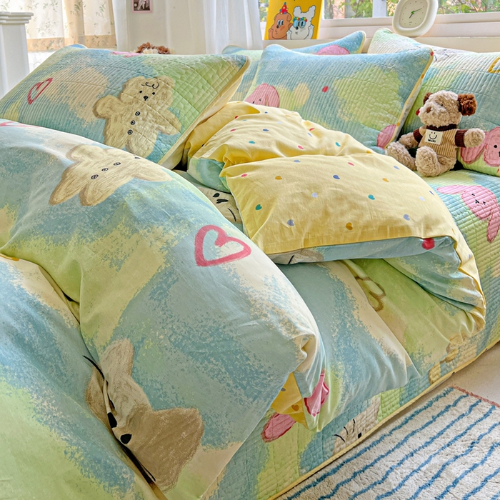 91家纺网 家纺一手货源 找家纺 羽爱家纺 2025新款A类13372全棉印花砂洗床盖套件 狗狗猫