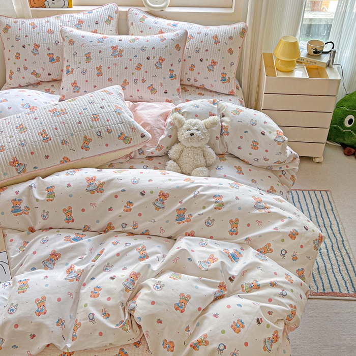 91家纺网 家纺一手货源 找家纺 羽爱家纺 2025新款A类13372全棉印花砂洗床盖套件 好朋友