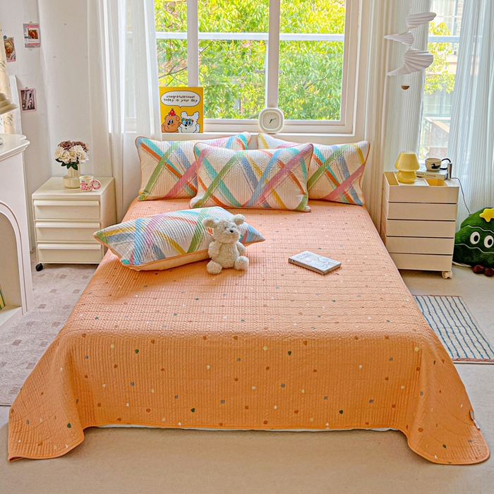 91家纺网 家纺一手货源 找家纺 羽爱家纺 2025新款A类13372全棉印花砂洗床盖套件 花火派对