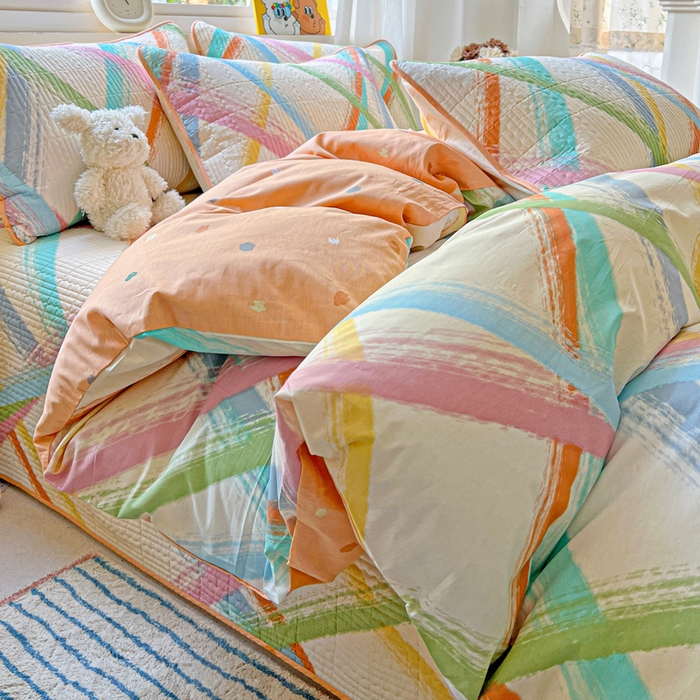 91家纺网 家纺一手货源 找家纺 羽爱家纺 2025新款A类13372全棉印花砂洗床盖套件 花火派对