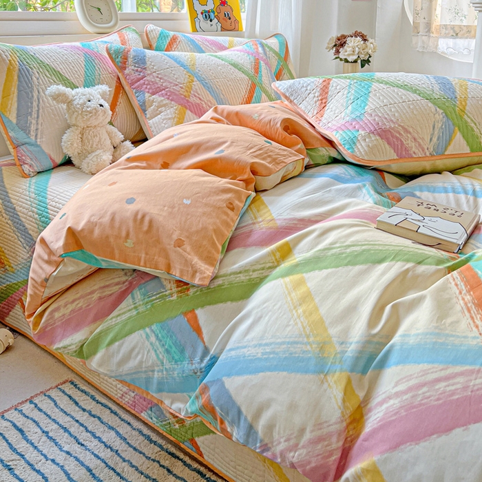 91家纺网 家纺一手货源 找家纺 羽爱家纺 2025新款A类13372全棉印花砂洗床盖套件 花火派对