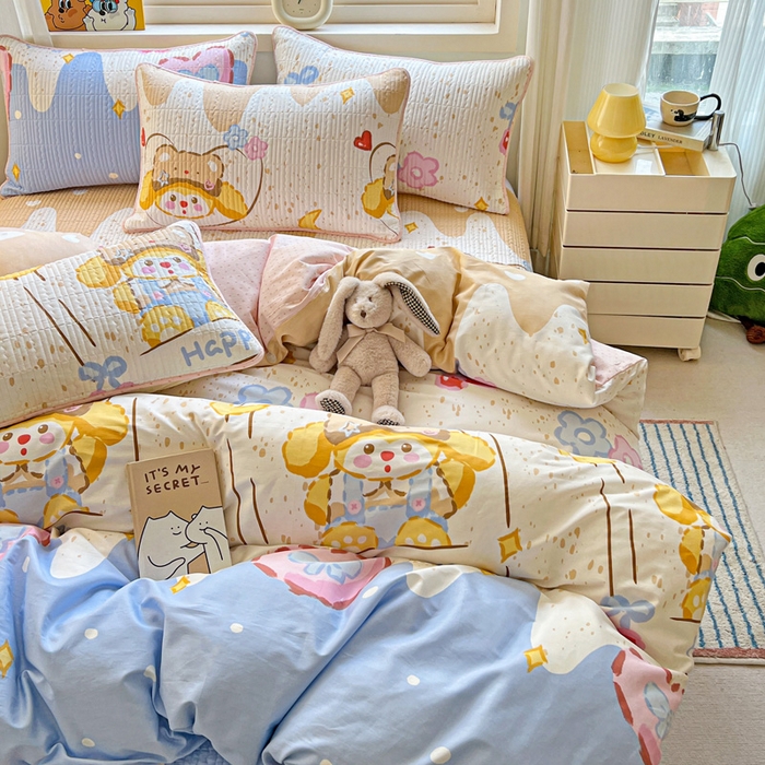 91家纺网 家纺一手货源 找家纺 羽爱家纺 2025新款A类13372全棉印花砂洗床盖套件 可爱巴熊