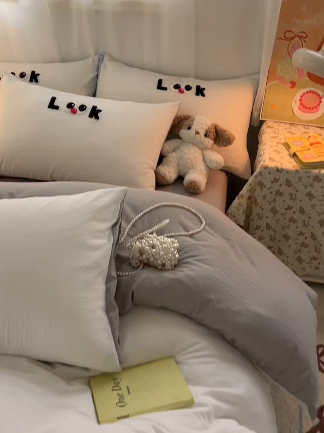 91家纺网 家纺一手货源 找家纺 多乐家纺 2025新款超柔加厚有氧提花针织小竺棉绣花四件套(提供买家秀） 大脸猫-白灰