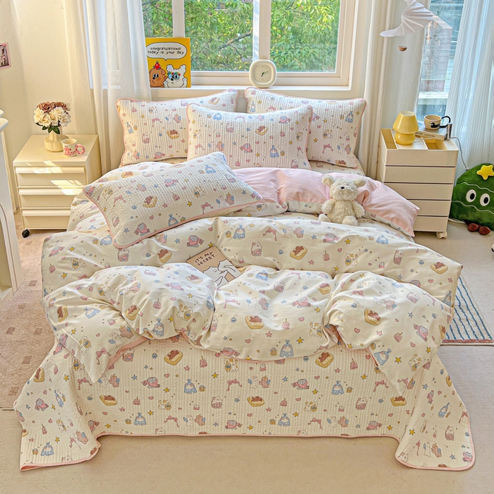 91家纺网 家纺一手货源 找家纺 羽爱家纺 2025新款A类13372全棉印花砂洗床盖套件 礼物