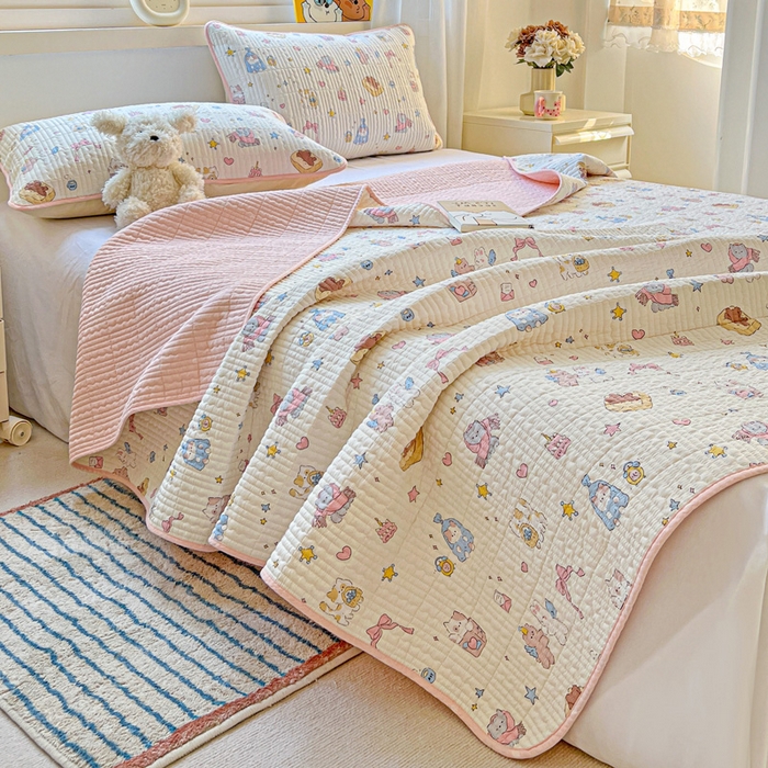 91家纺网 家纺一手货源 找家纺 羽爱家纺 2025新款A类13372全棉印花砂洗床盖套件 礼物