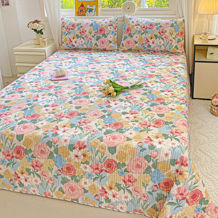 91家纺网 家纺一手货源 找家纺 羽爱家纺 2025新款A类13372全棉印花砂洗床盖套件 满溪