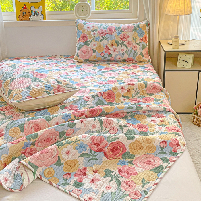 91家纺网 家纺一手货源 找家纺 羽爱家纺 2025新款A类13372全棉印花砂洗床盖套件 满溪