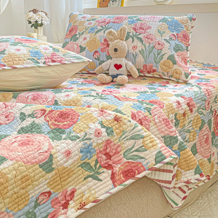 91家纺网 家纺一手货源 找家纺 羽爱家纺 2025新款A类13372全棉印花砂洗床盖套件 满溪