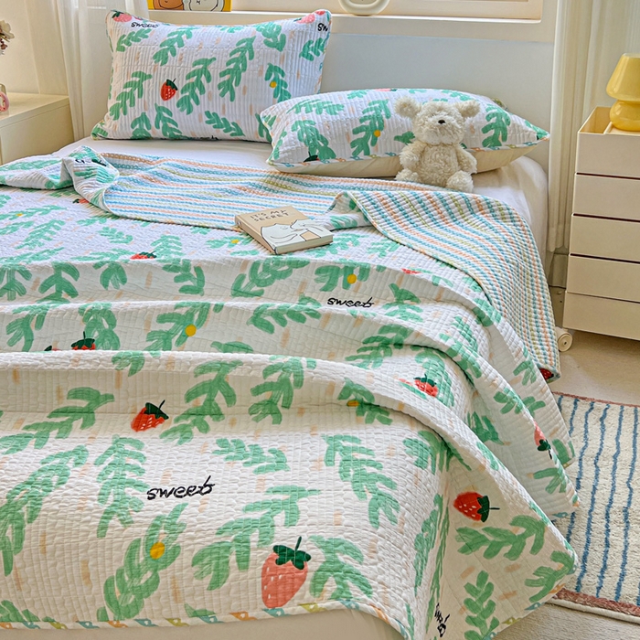 91家纺网 家纺一手货源 找家纺 羽爱家纺 2025新款A类13372全棉印花砂洗床盖套件 青春派